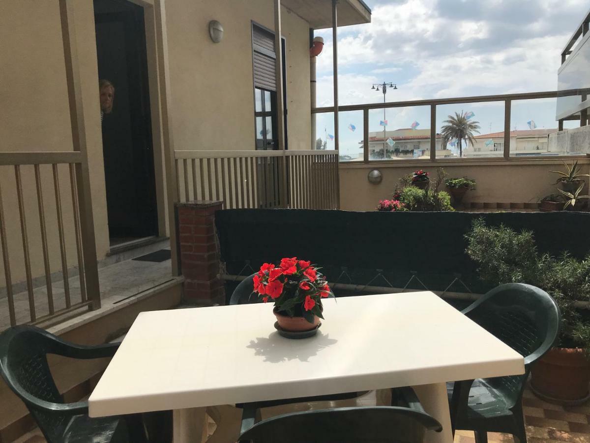 Casa Celeste Apartamento Viareggio Exterior foto